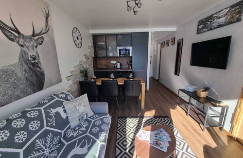 Val-d'Isere Apartment | Splendid apartment at the foot of the slopes/2 separate bedrooms/ideal for a 4p family
