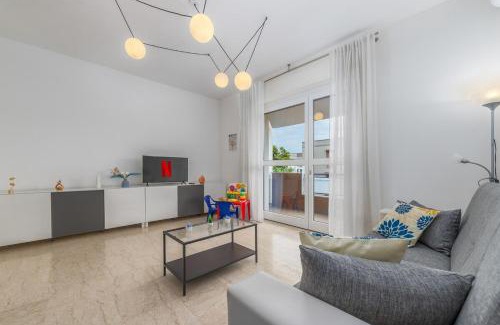 Montalbino Apartment | Splendid XXL Home-2min from Metro,Comfort family