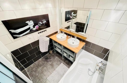 Saint-Genis-Pouilly Apartment | Splendide T6 entièrement rénové