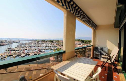 Saint-Cyprien Plage Apartment | Splendide Vue sur le port St Cyp