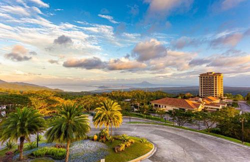 Laurel Hotel | Splendido Tagaytay Hotel and Country Club