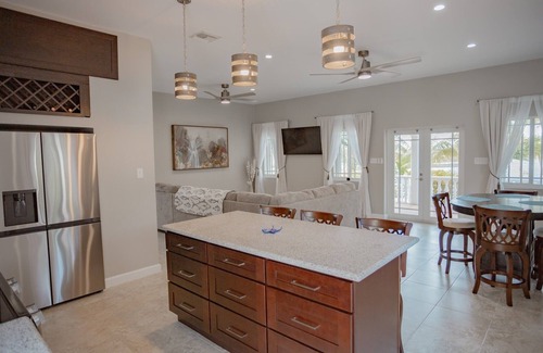 Freeport House | Sportsman's Paradise on the Grand Lucayan Waterway w/large dock, pool, cabana