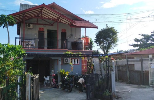 Balikpapan Hotel | SPOT ON 91623 Pj Guest House Syariah