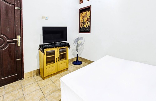 Lombok Hotel | SPOT ON 91982 Dani HomestayNearSesaot Lodge