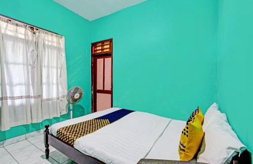 Kretek Hotel | SPOT ON 92873 Losmen Parikesit