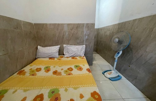 Sidoarjo Hotel | SPOT ON 93755 Siwalanpanji Homestay Syariah