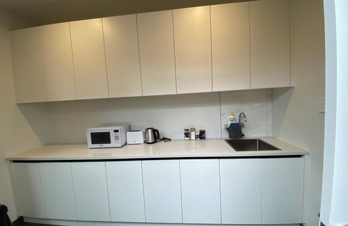 Auckland House | Spotless Cozy 5 BedRooms Near Airport