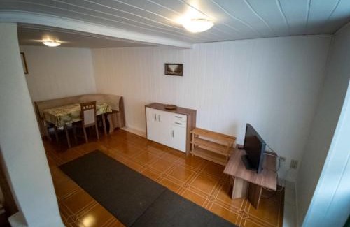 Zutzen Apartment | Spreewälder Schwalbenhof - Ferienwohnung "Storchennest"