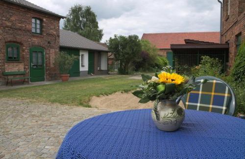 Zutzen Apartment | Spreewälder Schwalbenhof - Ferienwohnung "Nistkasten"