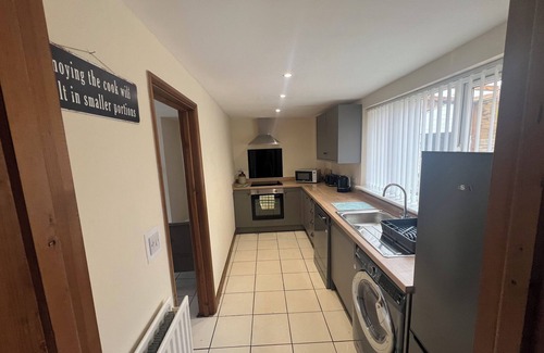 Blyton Cottage | Spring cottage. Beautiful quaint period cottage in the heart of Lincolnshire.