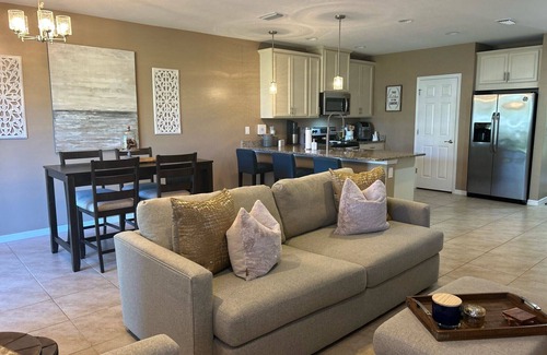 Gateway House | Spring getaway at Gateway