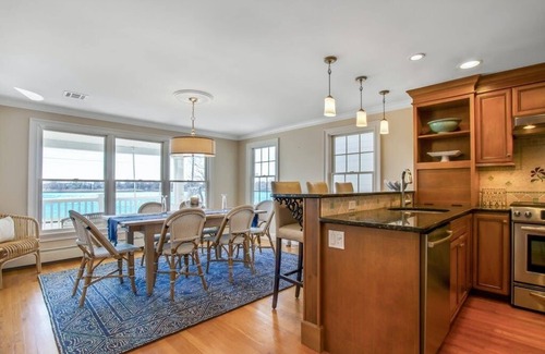 Spring Lake House | Spring Lake Waterfront - 2 Blocks from Beach