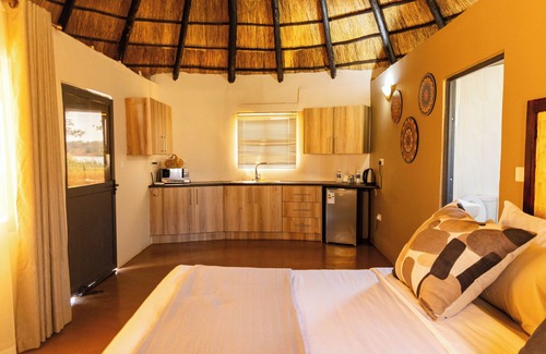Karoi Bed & Breakfast | Spring Resort Restaurant and Lodge