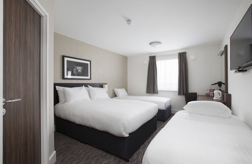 Ebbsfleet Valley Hotel | Spring River Ebbsfleet by Marston's Inns