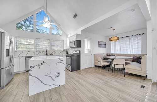 Klein House | Spring TX Home w/Heated Pool, Hot Tub, Game Room, Movie Room – Near Houston