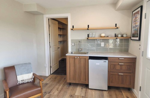Troutdale Apartment | Springdale Farm unit 2