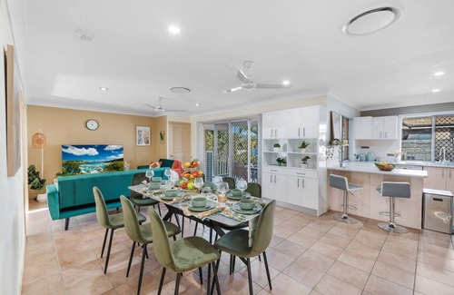 Springfield Lakes House | Springfield lake六房带车库大house