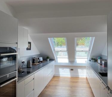 Harrogate Apartment | Springfield Court 12