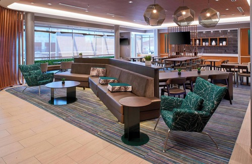 East Lansing Hotel | SpringHill Suites by Marriott East Lansing University Area