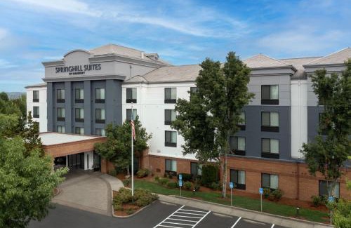 Hillsboro Hotel | SpringHill Suites by Marriott Portland Hillsboro