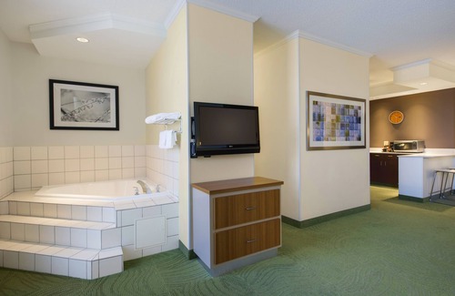 Lawrence Hotel | Springhill Suites by Marriott Lawrence