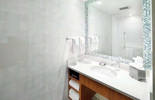 Webster Hotel | SpringHill Suites by Marriott Houston NASA/Webster