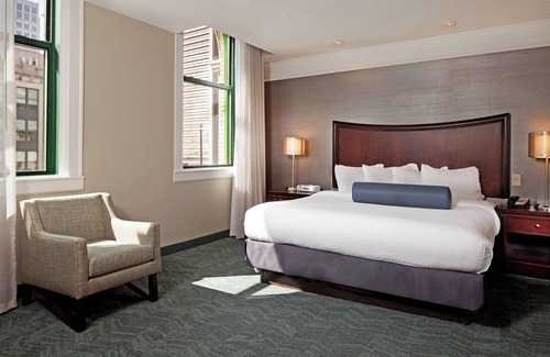 Downtown Baltimore Hotel | Springhill Suites Marriott Baltimore Downtown/Inner Harbor