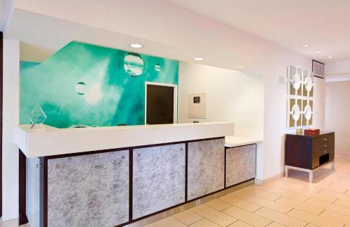 North Mountain Hotel | SpringHill Suites Phoenix North