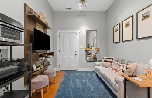 Georgetown Apartment | Springside Bourbon Getaway