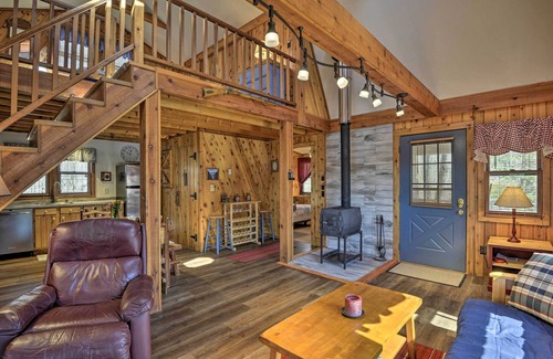 Springwater Cottage | Springwater Cabin Near Hiking, Lakes, & Vineyards