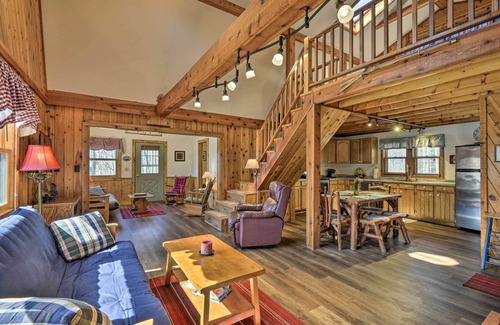 Springwater Cottage | Springwater Cabin Near Hiking, Lakes, & Vineyards