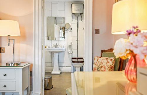 Steyning House | Springwells House