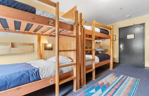 Squamish Hostel | Squamish Adventure Inn
