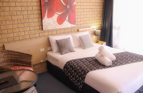 Casino Hotel | Squatters Homestead Motel