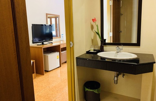 Khlong Wan Hotel | Srisupawadee Resort