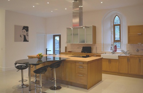 Blaencwm Cottage | St Albans Church - 28165