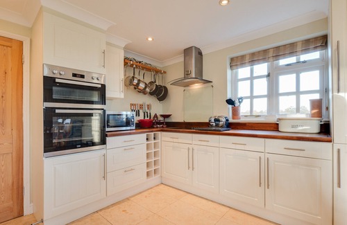 Irstead House | St Benets - Four Bedroom House, Sleeps 8