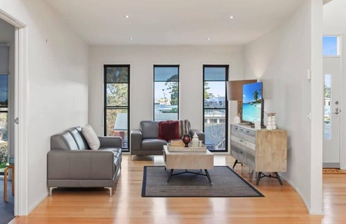 Highton House | St Catherines Recharge I Corporate Geelong Travel