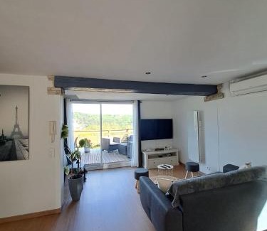Saint-Leonard-des-Bois Ski Chalet | St Léonard des bois le chalet paisible