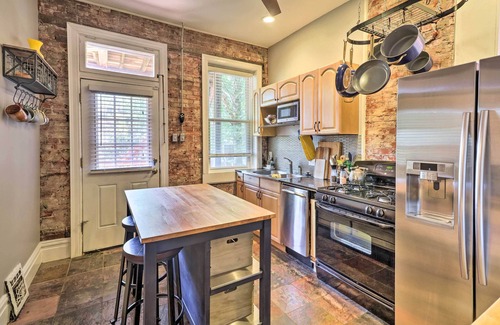 Shaw Apartment | St Louis Retreat ~ 1 Mi to Botanical Garden