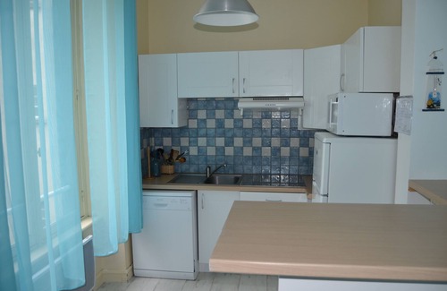 Intra Muros Apartment | ST-MALO Intra-Muros, 2 bedrooms, elevator, 100 m from the sea