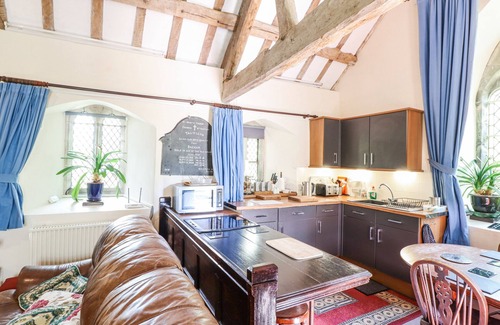 Tywyn Cottage | ST.MARY'S, pet friendly, character holiday cottage in Tal Y Llyn