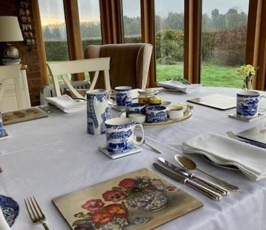 Tilney Fen End Bed & Breakfast | St Mary’s Lodge B and B
