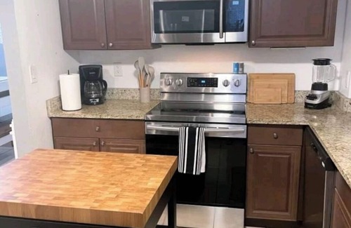 St. Petersburg - Clearwater House | St. Pete's Dream Home with Gym and Heated Pool