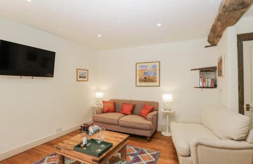 Nettleton House | Stable Cottage