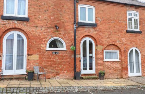 Castle Donington Apartment | Stables