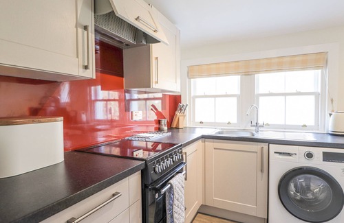 Achnasheen Cottage | STALKER'S COTTAGE - TORRIDON, pet friendly in Torridon