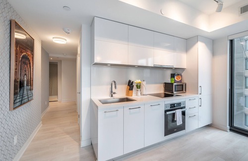 Bloor-Yorkville Apartment | Stallion Suites Yorkville
