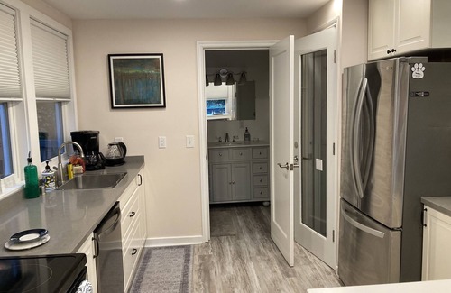 Ballard Cottage | Stand Alone Cozy Carriage House in a quiet Ballard Neighborhood many amenities