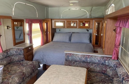 Kia Ora Other | Standown Park Caravan retreat